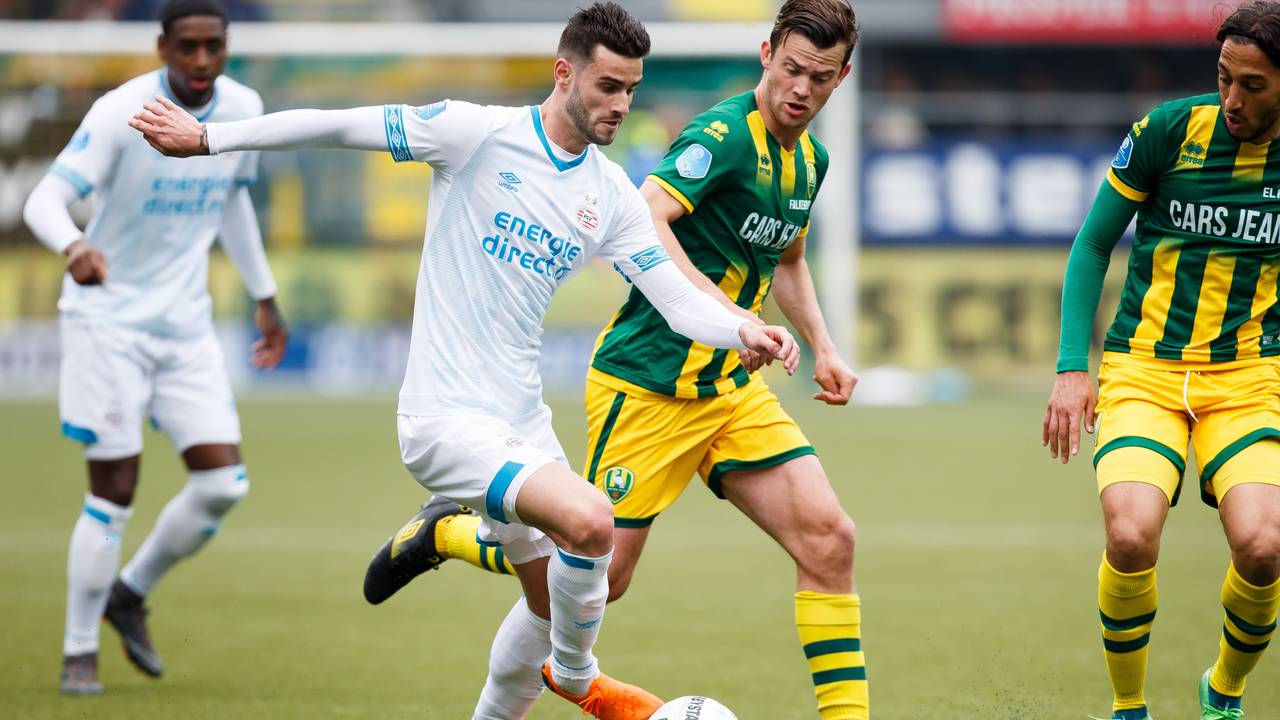 Gastón Pereiro ontbreekt in de WK-selectie van Uruguay (foto: VI Images).