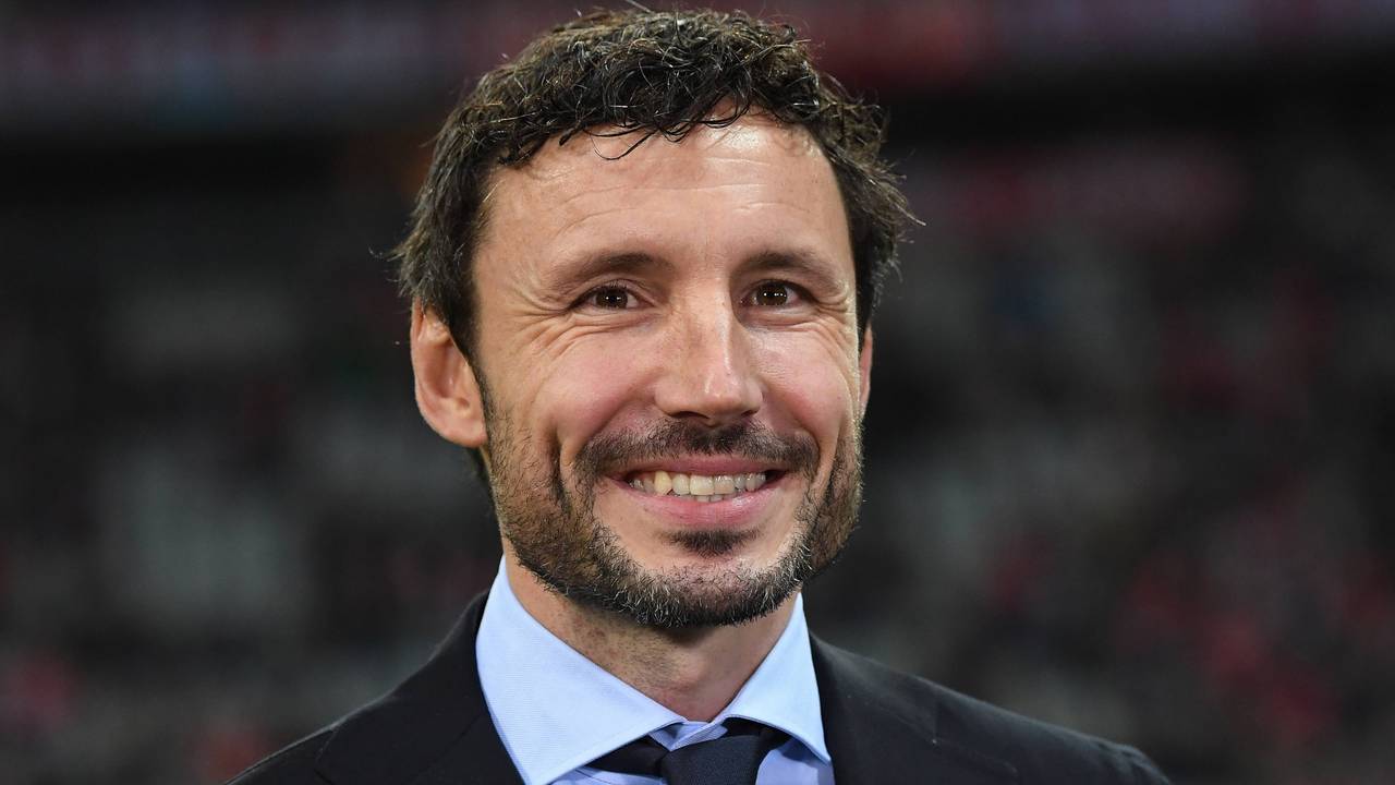 Mark van Bommel is er volgens de kenners klaar voor om PSV 1 te leiden (foto: VI Images).