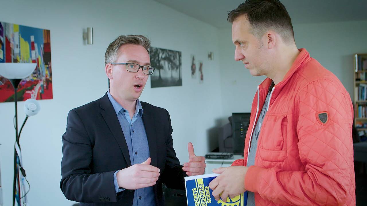 Barry Fitzgerard vertelt Merlijn Passier over zijn boek. Foto: Brabant 2050