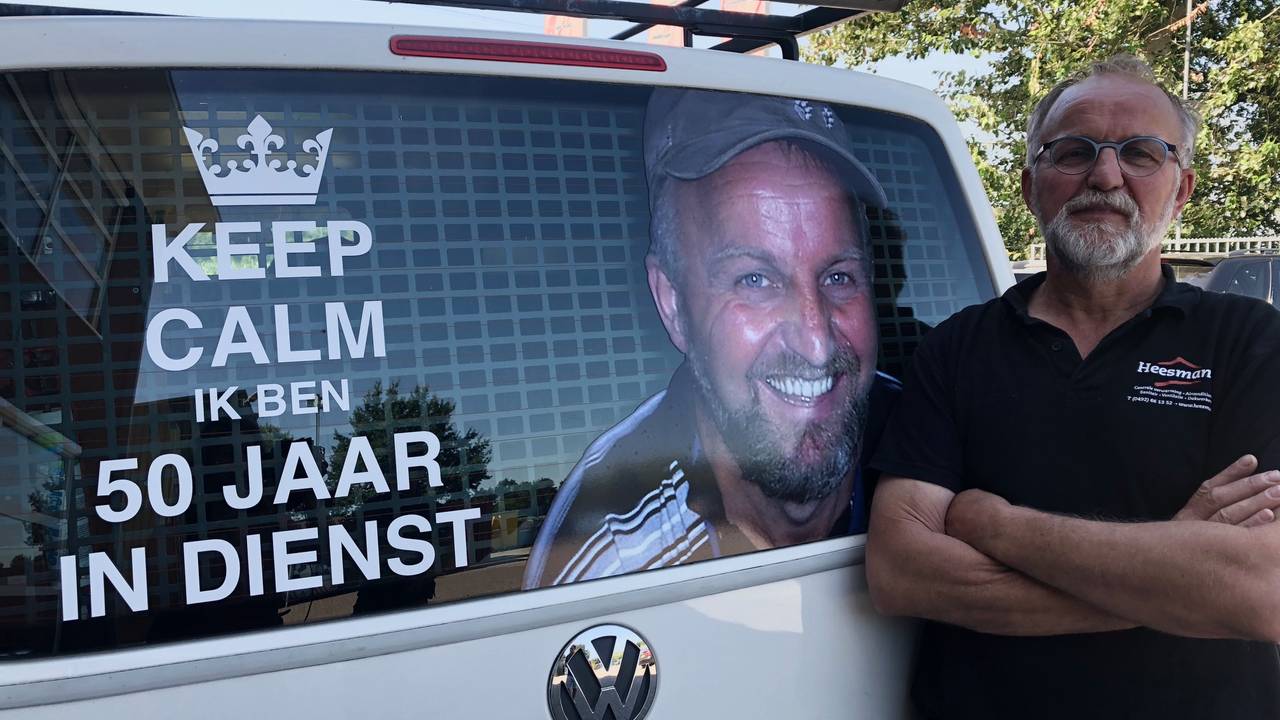 Trots op zijn werk en zijn bedrijf, werkt Adriaan van Dijk al 50 jaar bij dezelfde baas (foto: Jacqueline Hermans)