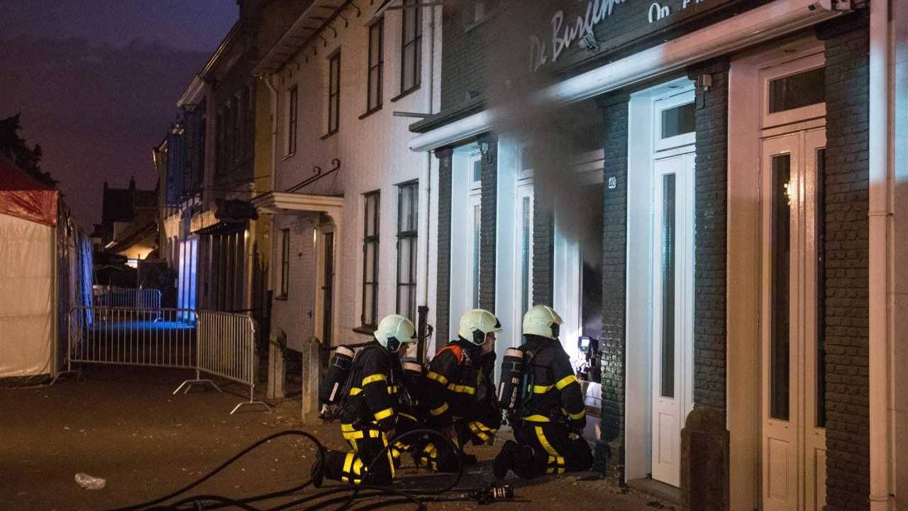 Ga naar slide 1