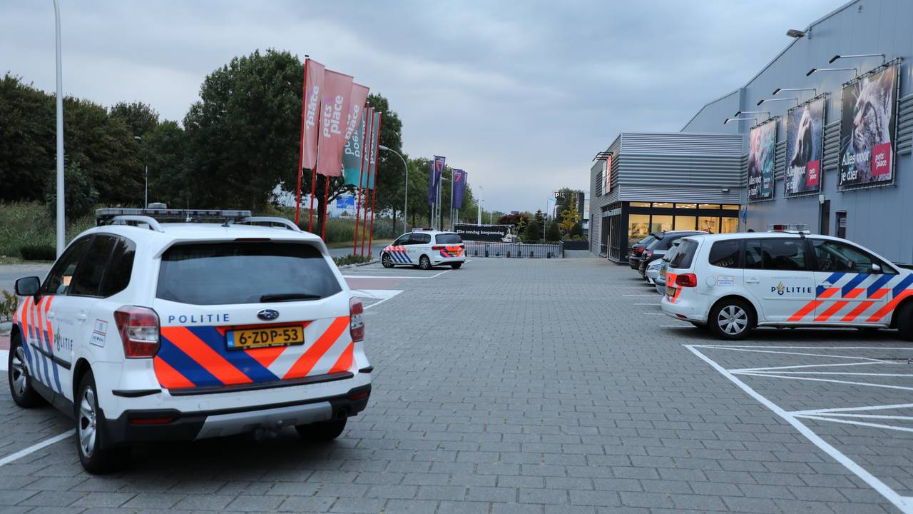 De Boerenbond werd overvallen door twee mannen. (Foto: Erik Haverhals)