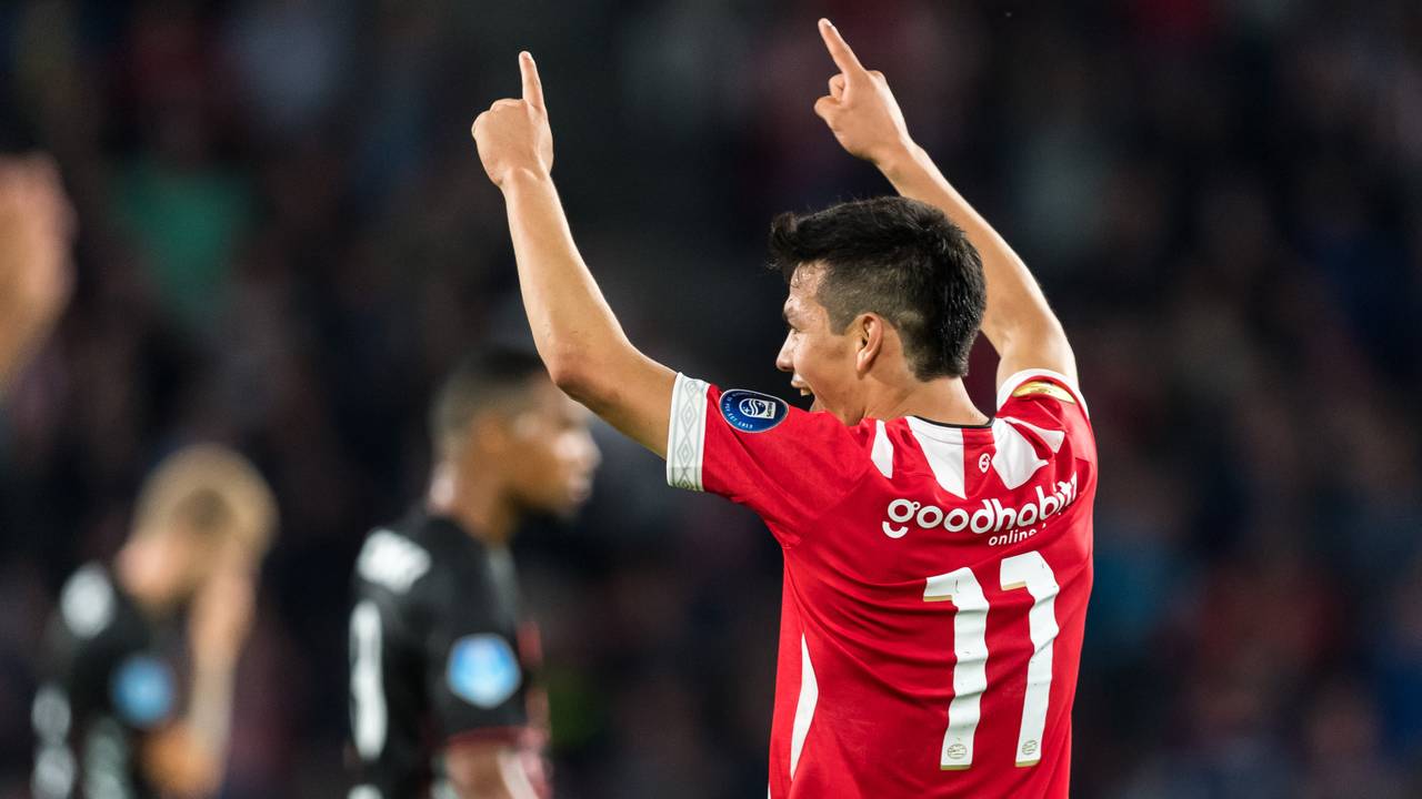 Hirving Lozano nam een van de vier PSV-goals voor zijn rekening. (Foto: VI Images)