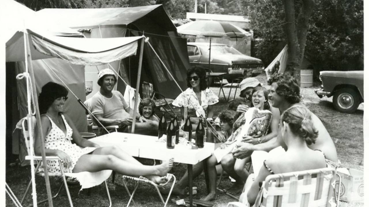 Vakantie op de camping in 1976 (Foto: Flickr).