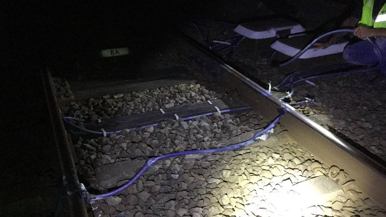 ProRail had uren nodig om de kabels te repareren (Foto: ProRail)