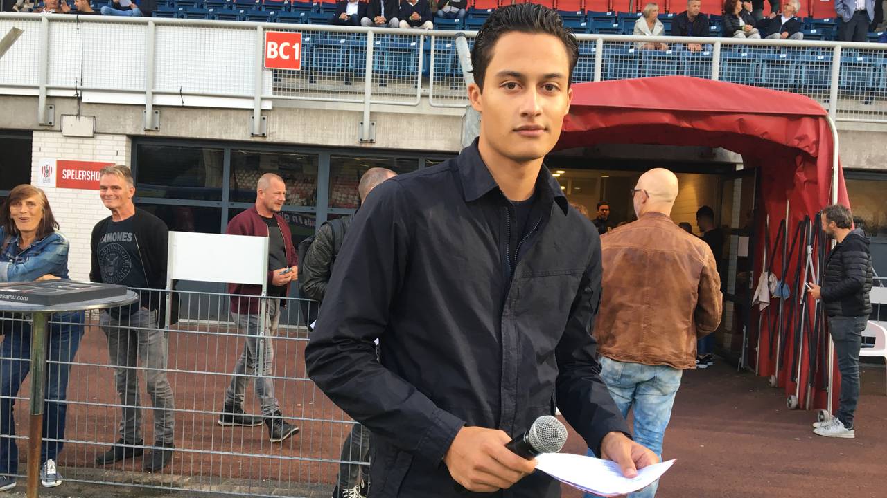 Damian van Essen, manusje van alles bij TOP Oss. (Foto: Florian van Veldhoven)
