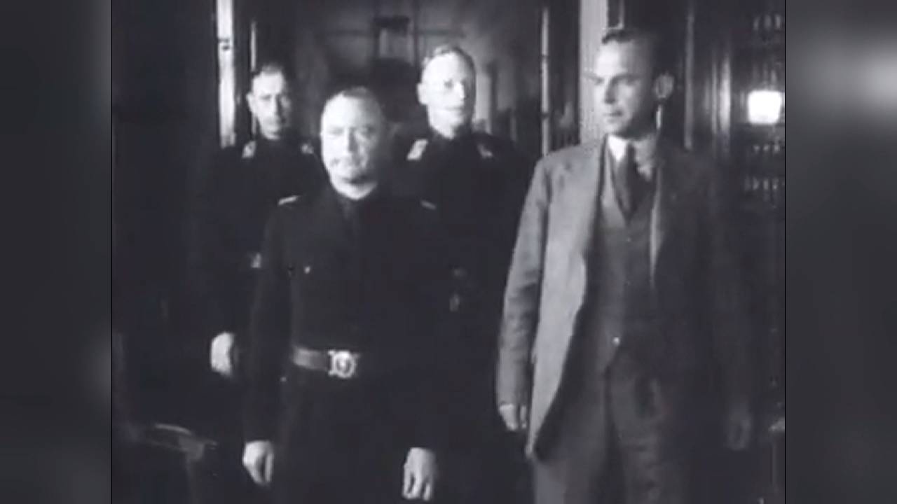 Anton Mussert werd geboren in Werkendam