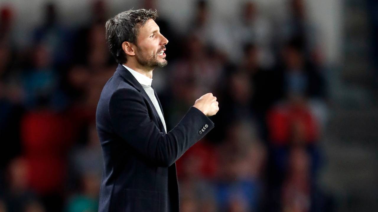 In de Spaanse media is er vooral aandacht voor PSV-trainer Mark van Bommel, die kennen ze nog. (Foto: VI Images).