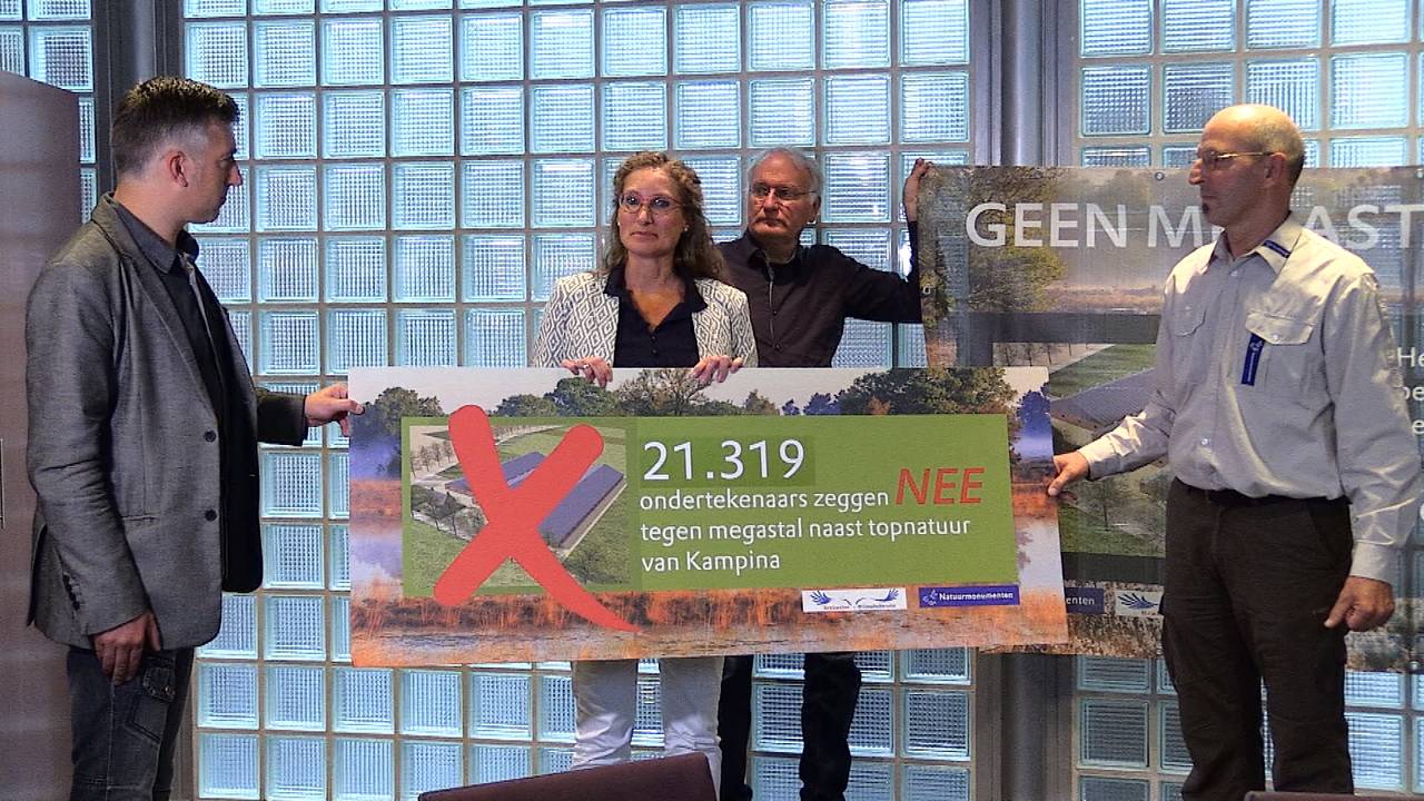 Wethouder Langens is 'onder de indruk' van zoveel handtekeningen