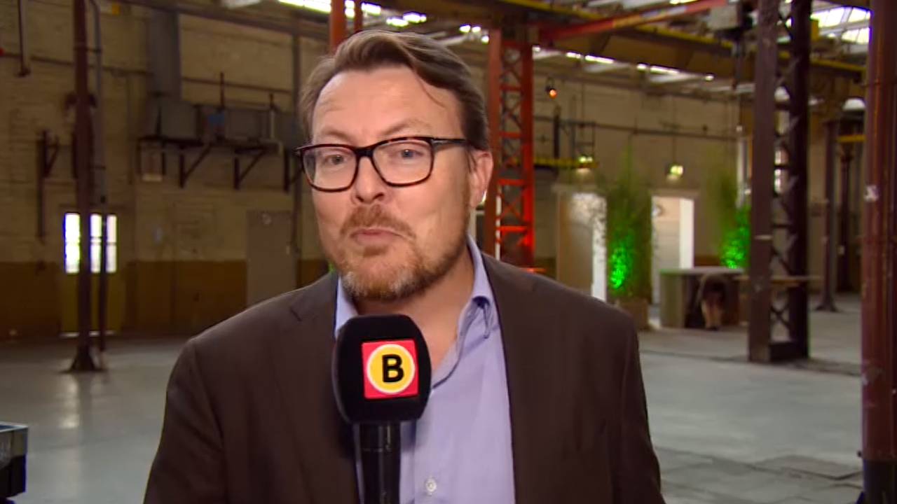 'De dag begon mistig', prins Constantijn presenteerde dinsdag het weer.