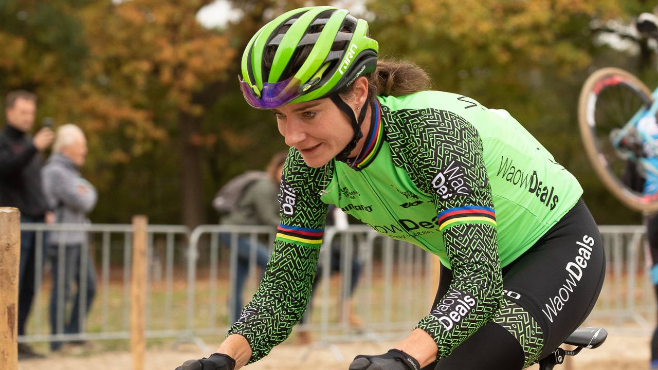 Marianne Vos in actie tijdens het verkennen van het EK-parcours (foto: OrangePictures).