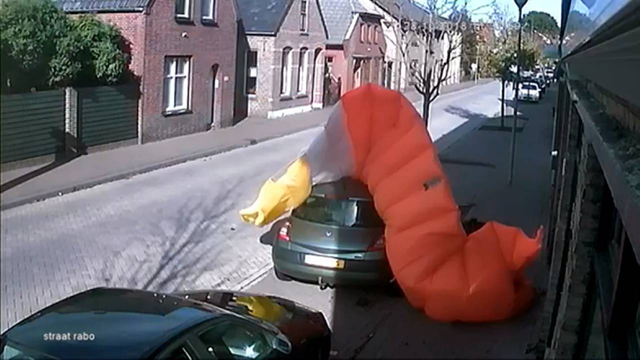 De crash van de parachutist in Zegge
