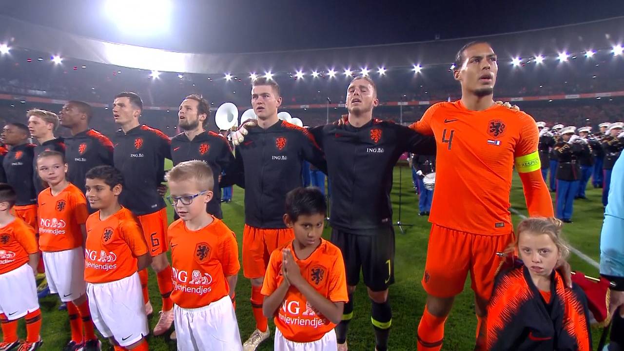 Fieke met de jas van Van Dijk.