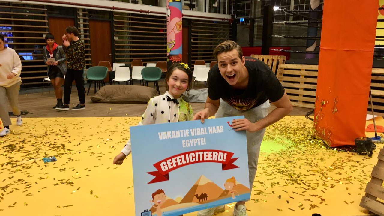 Isa heeft de vlogwedstrijd gewonnen.