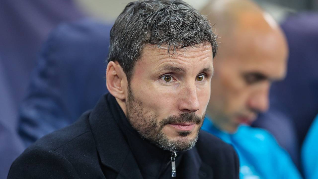 PSV-trainer Mark van Bommel (foto: VI Images).