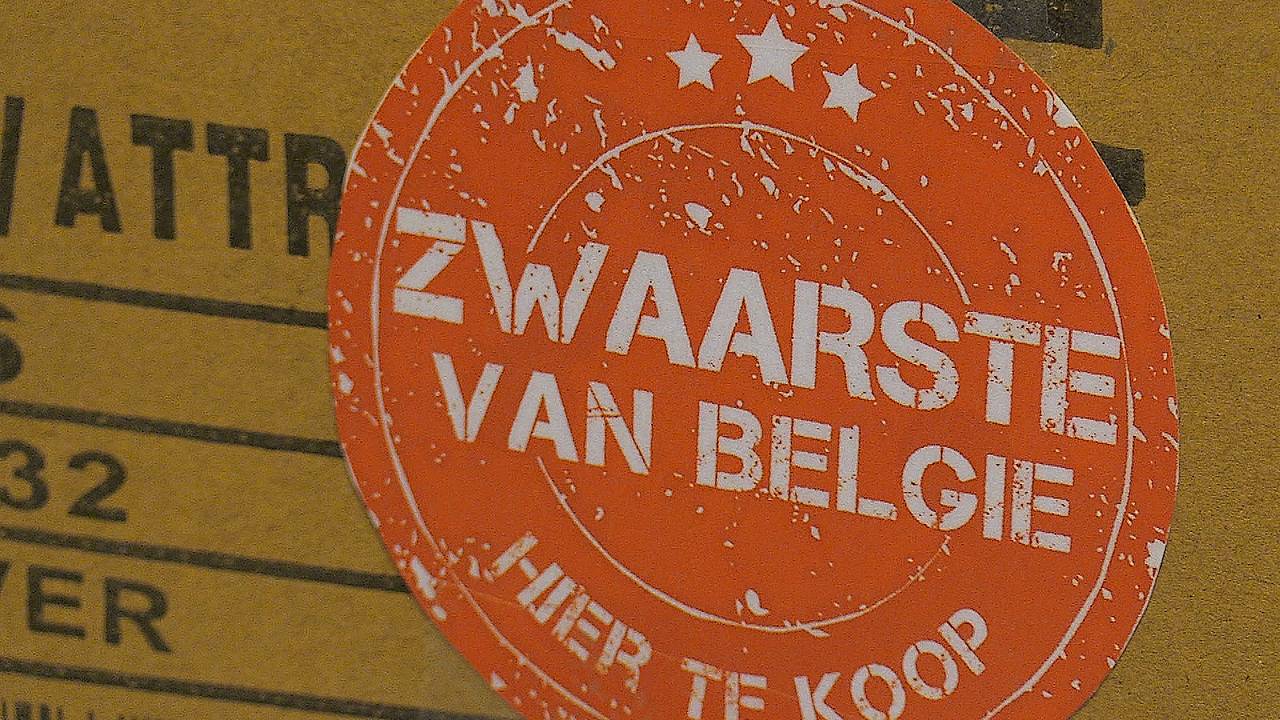 Is Vuurwerk Kopen In Baarle Hertog Zonder Risico Nu De Politie Vooral Jaagt Op Pools Vuurwerk Omroep Brabant