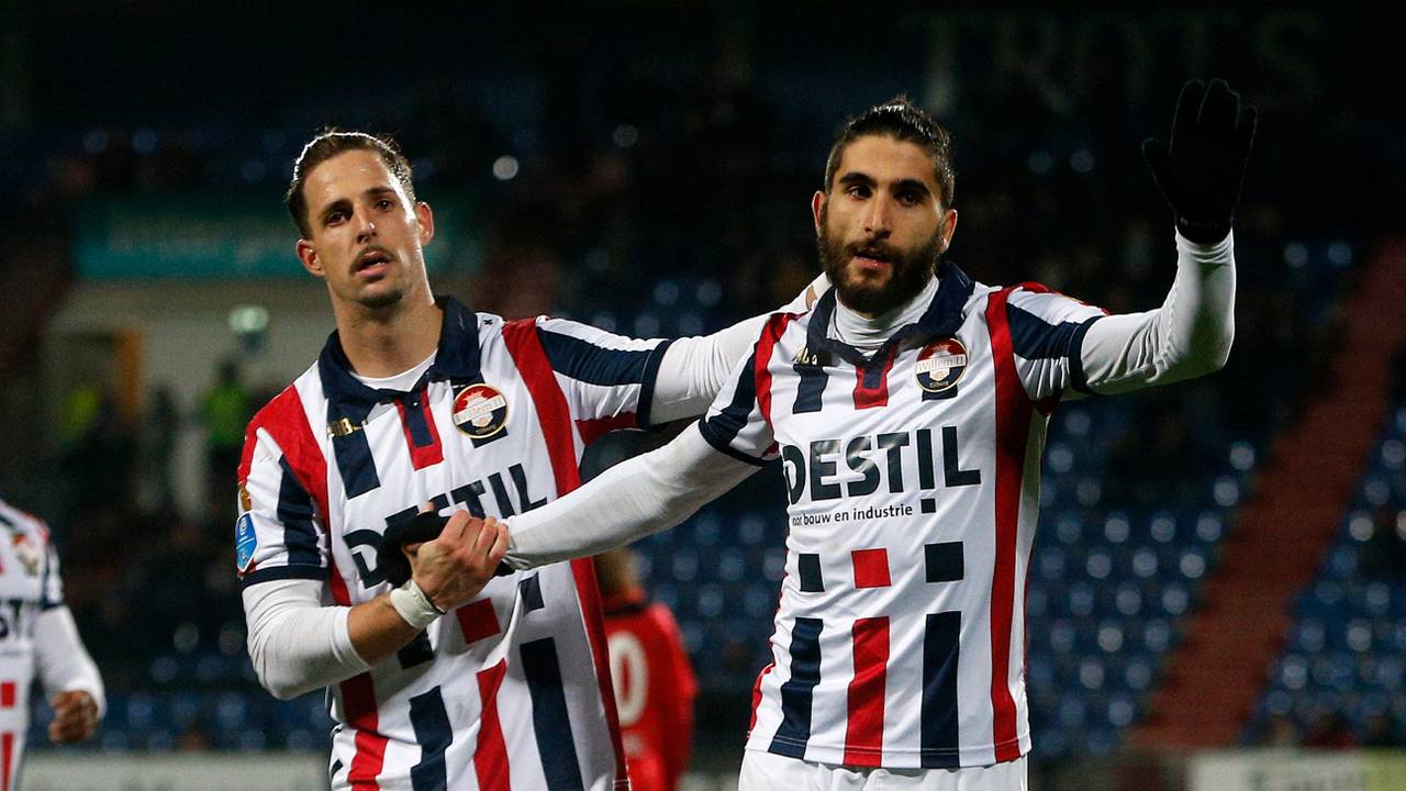 Aras Özbiliz en Fran SoI hielpen Willem II aan de zege tegen AFC. (Foto: VI Images)