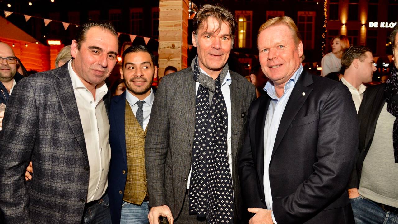 Paul Depla met Ronald Koeman (Foto: Perry Roovers).