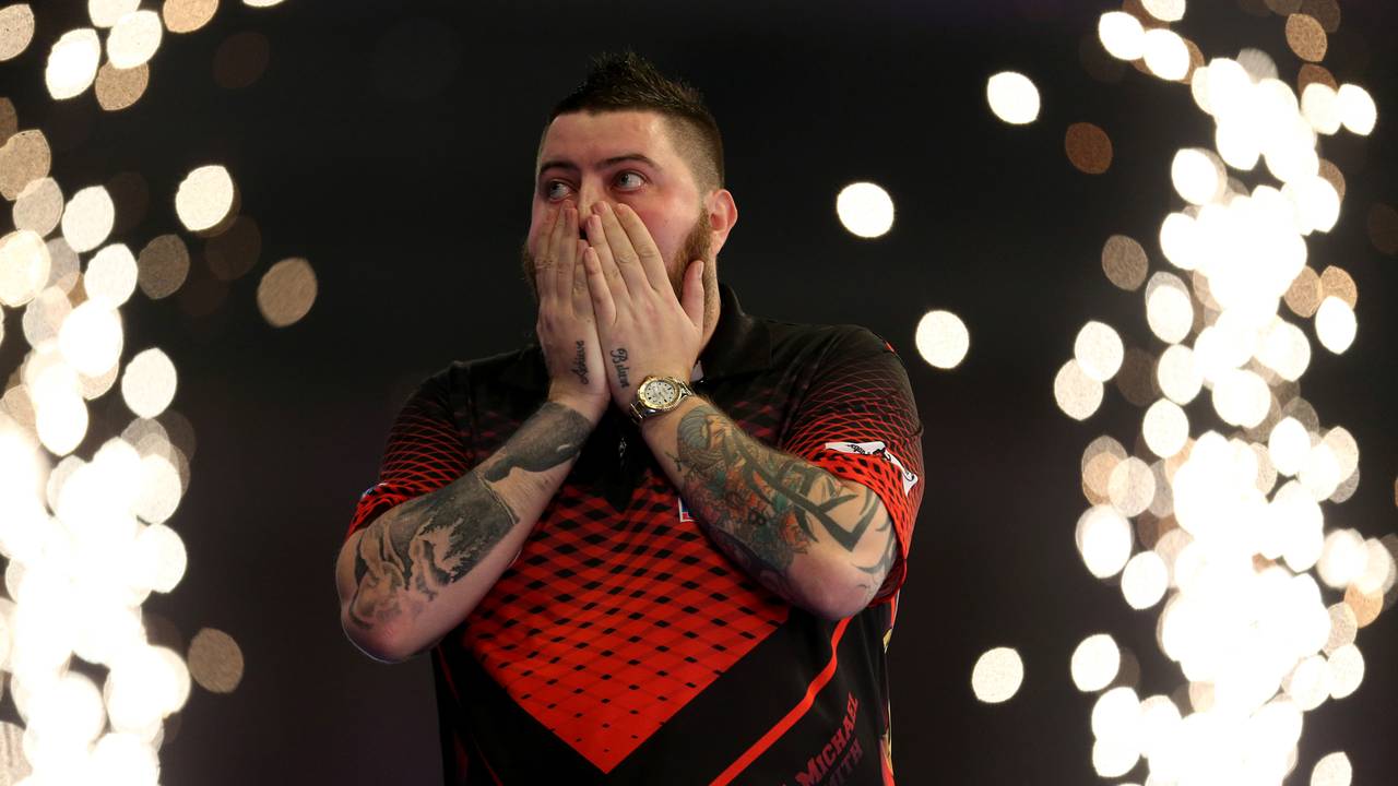 Ongeloof bij Michael Smith na het bereiken van de halve finale (foto: VI Images).