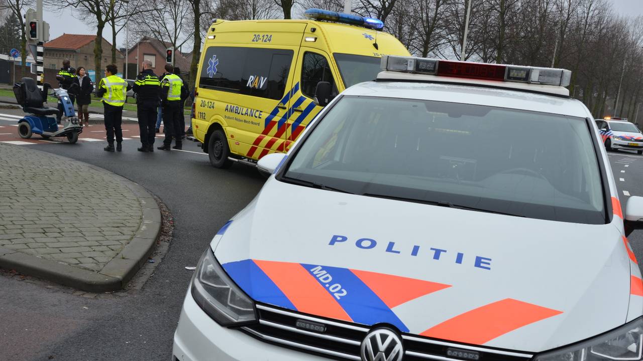 Hulpdiensten op de plek van het ongeval. (Foto: Perry Roovers/SQ Vision)
