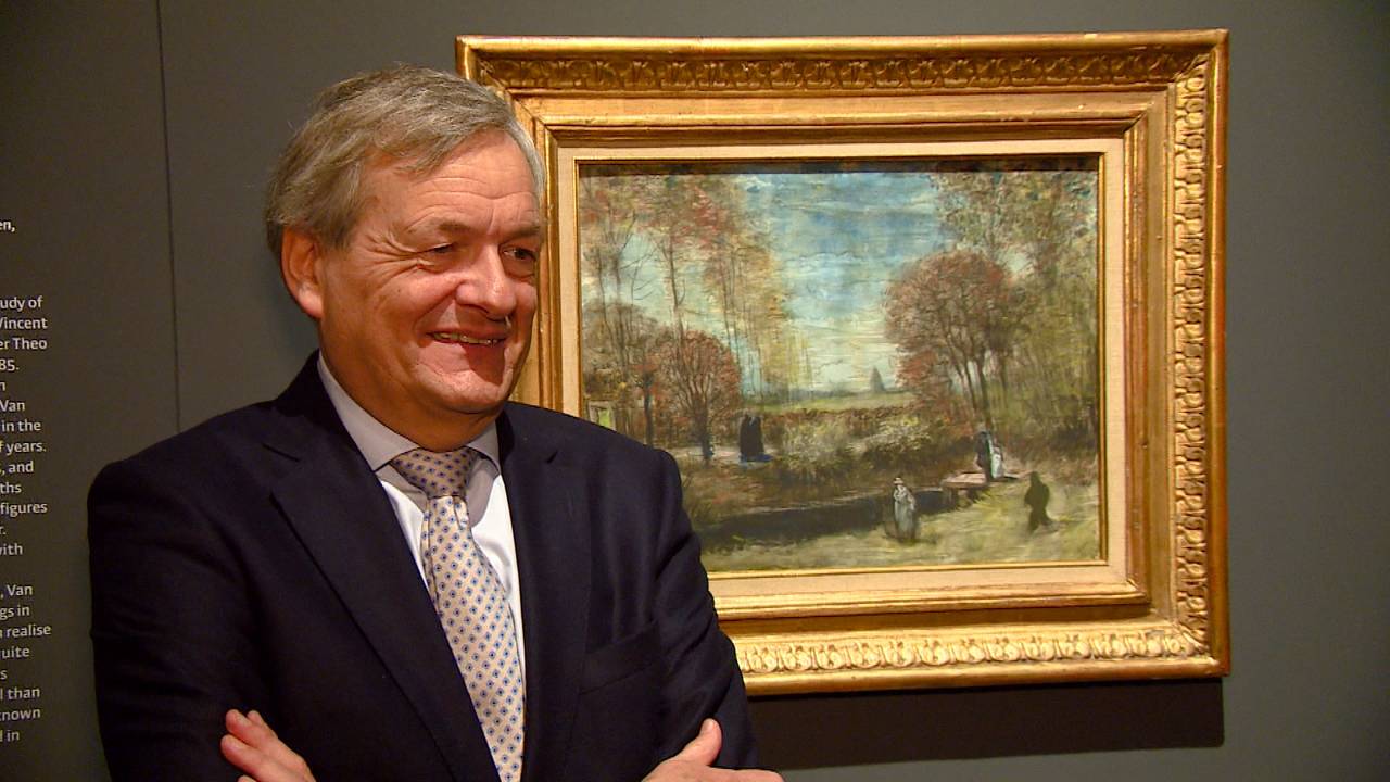 Directeur Charles de Mooij bij de presentatie van 'De tuinen van de pastorie te Nuenen' in 2016.