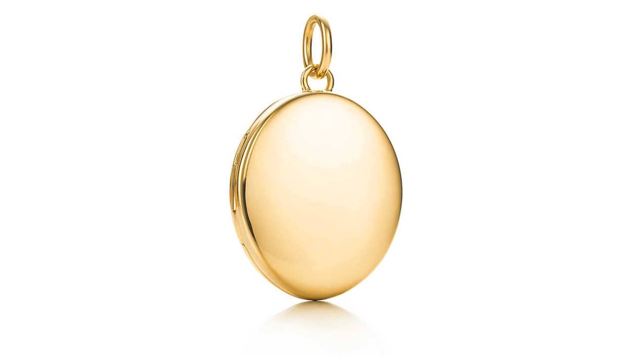 Niet het medaillon uit het verhaal. (foto: Tiffany's)