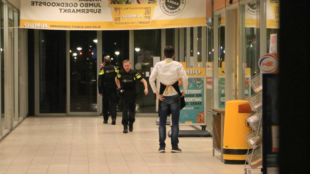 Agenten moesten weer in actie komen (foto: Danny van Schijndel).