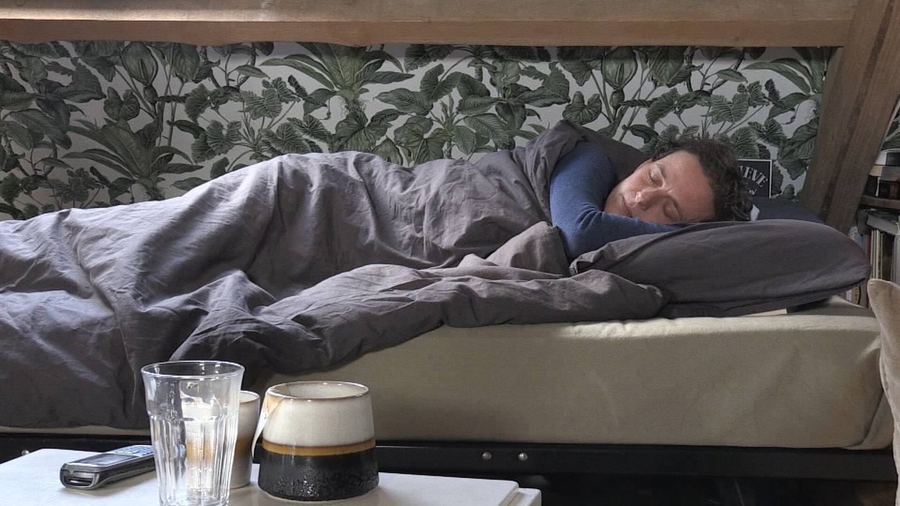 Anja kan vaak niet meer dan op de bank liggen