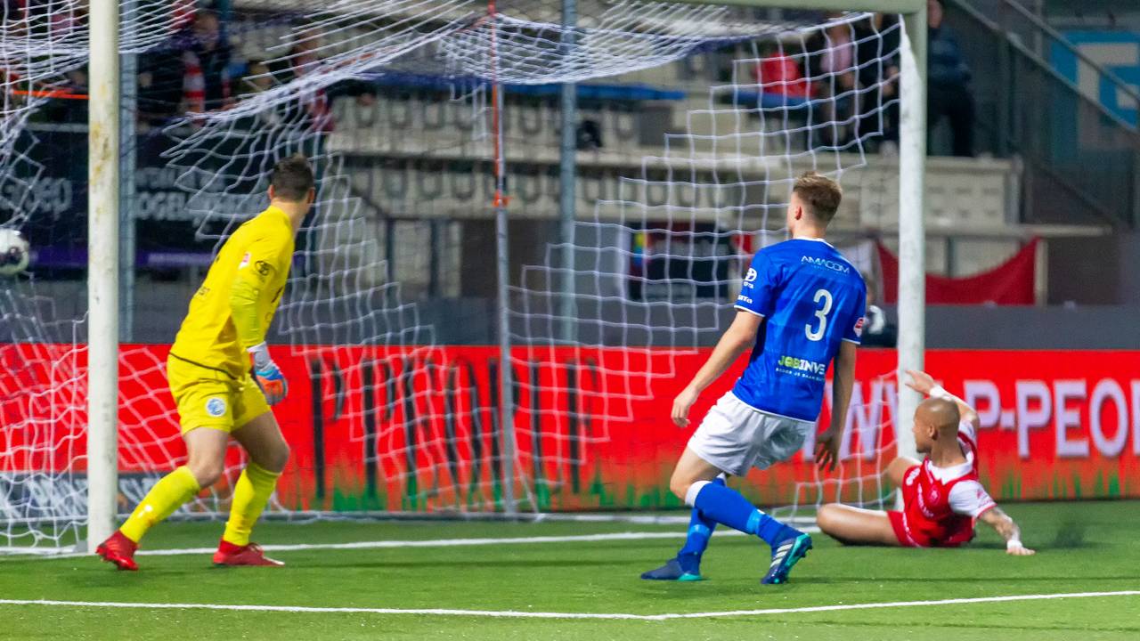 Titel Nog Verder Weg Voor Verliezend Fc Den Bosch Fc Eindhoven Verliest In Extremis Van Fc Twente Omroep Brabant
