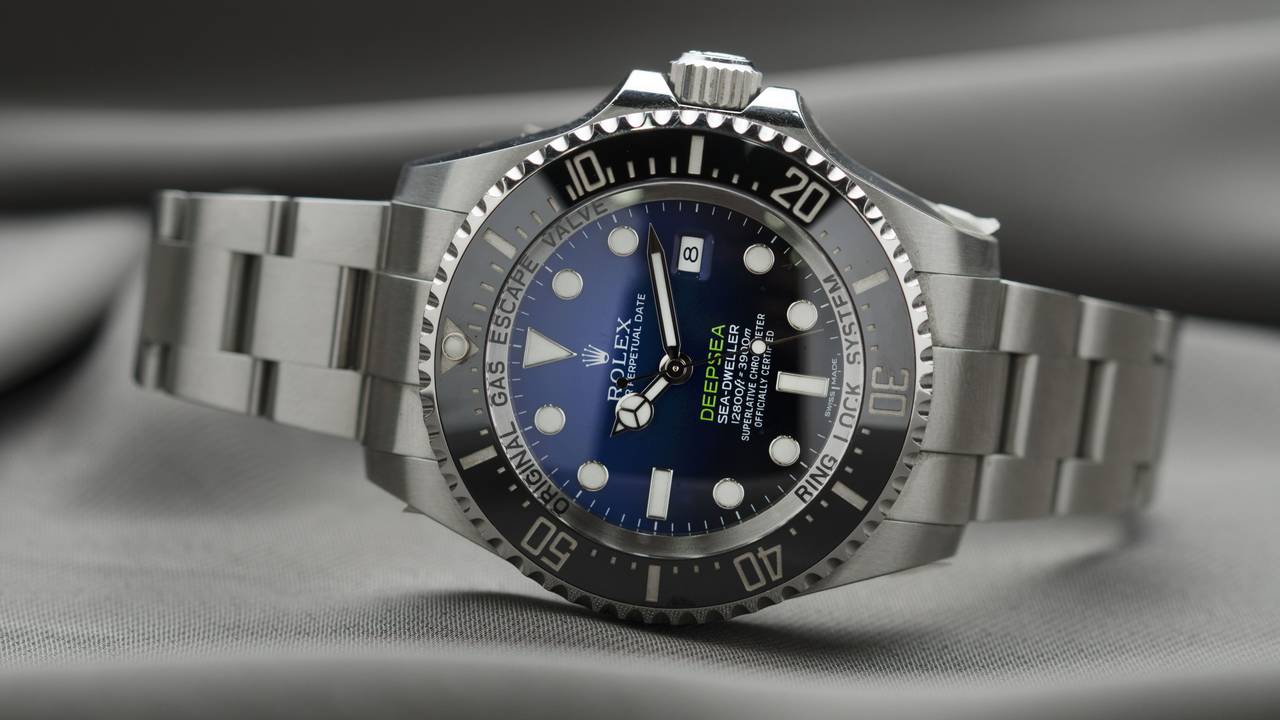 Marktplaatsovervallers Helmond gingen ervandoor met Rolex ter waarde van duizenden euro s Omroep Brabant