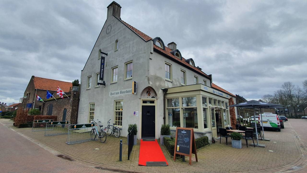 Hotel en café Hart van Bourdonck in Boerdonk (foto: Collin Beijk)