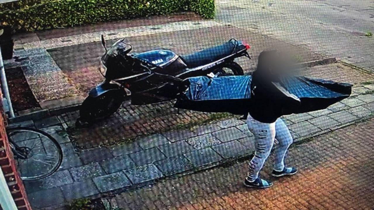 Het wakeboard van Van Sprundel wordt geleend voor onbepaalde tijd.