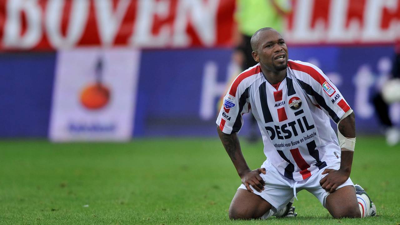 Ibrahim Kargbo in het shirt van Willem II. (Foto: VI Images)