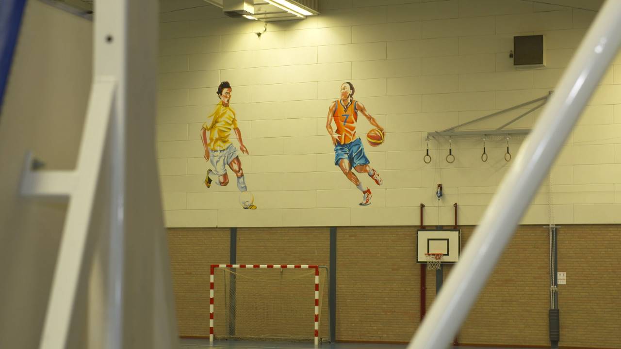 Sporthal de Eckhart wordt gesloopt.