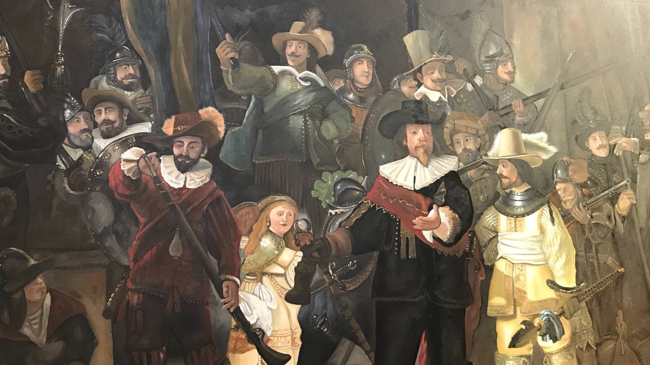 Peter maakte een levensgrote replica van de Nachtwacht en het schilderij is  te koop - Omroep Brabant