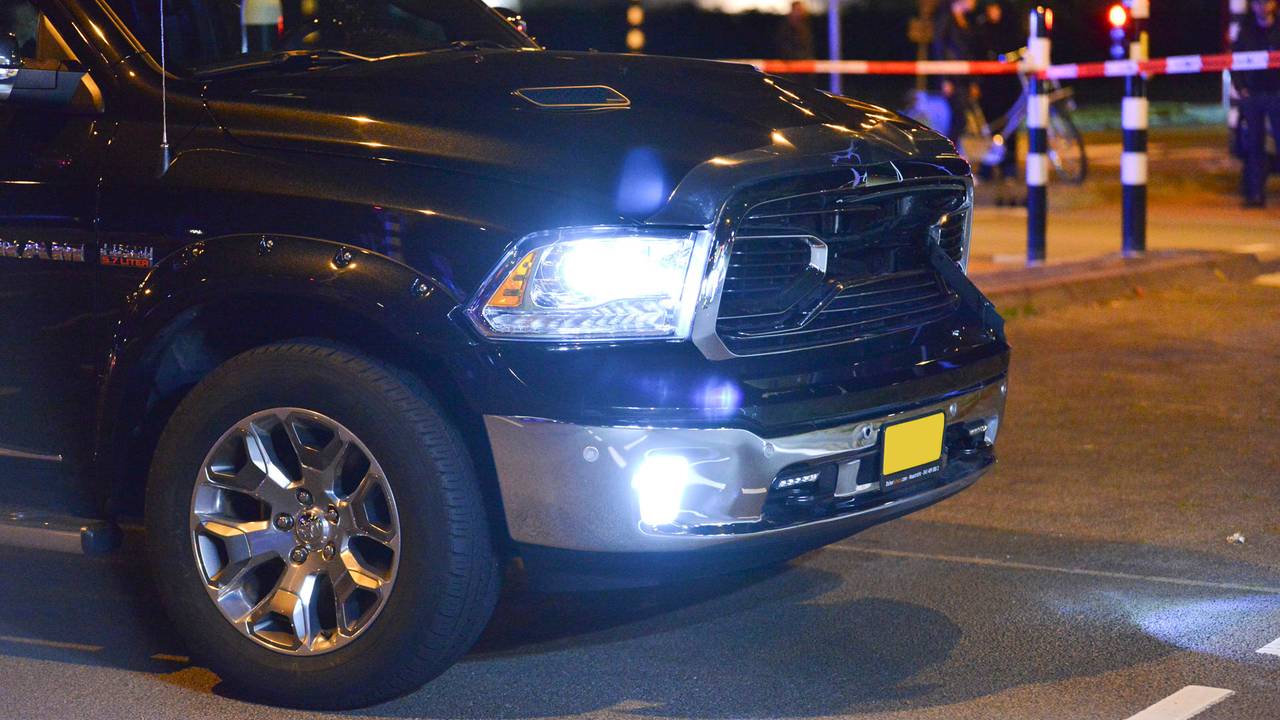 De auto die betrokken was bij de aanrijding. (Foto: Perry Roovers/SQ Vision Mediaprodukties)