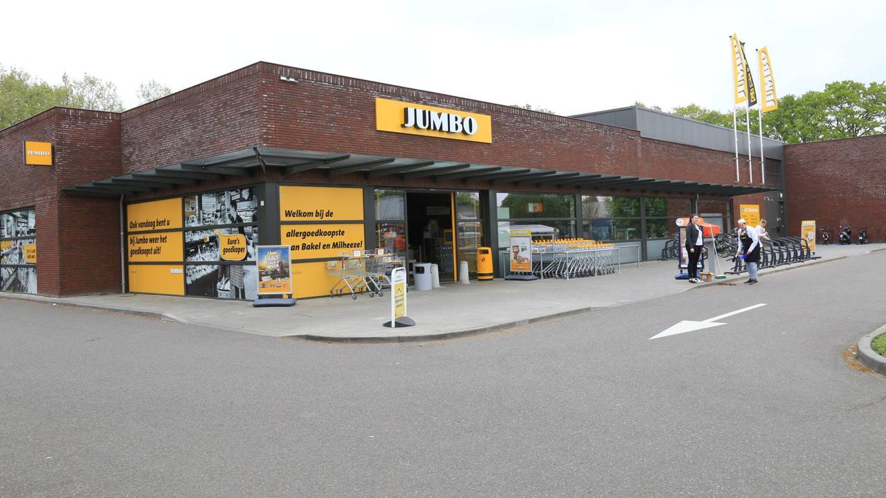 Geen stroom bij de Jumbo in Bakel. (Foto: Harrie Grijseels)