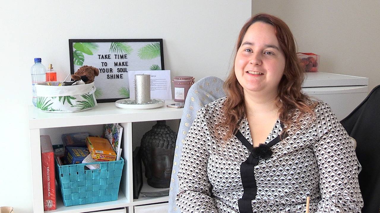 Desiree kreeg een gratis puppy aangeboden.