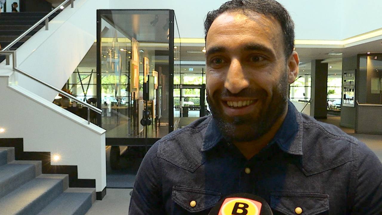 Volkan Memis straalt na het goede nieuws over zijn broer Murat.