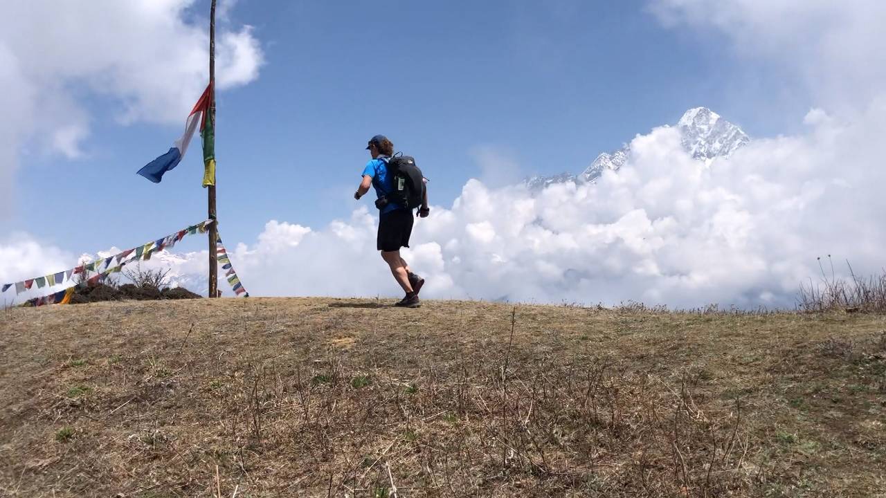 Chris tijdens een ultrarun in Nepal.