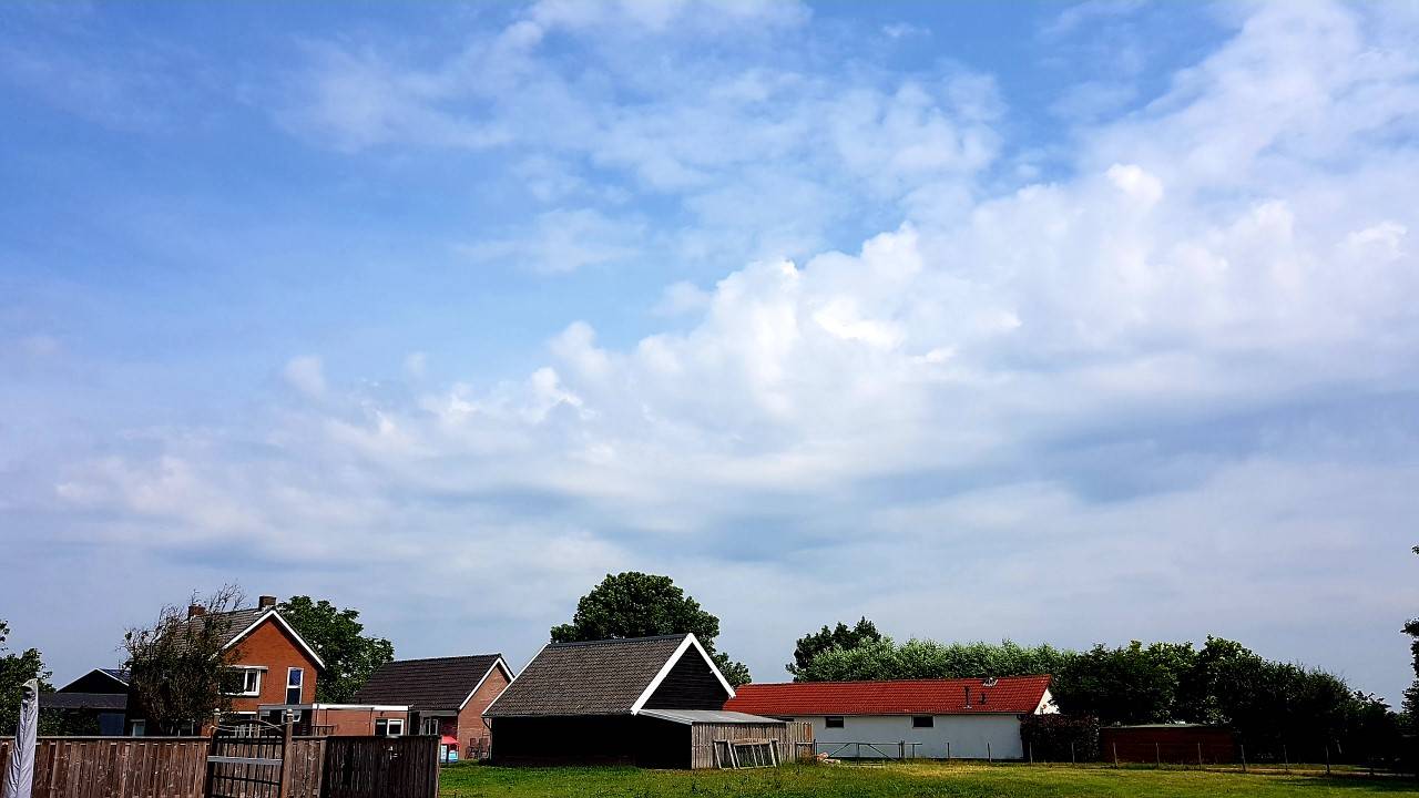 Boeren stappen naar de rechter: wanneer moeten hun stallen zijn aangepast? Foto: Ab Donker