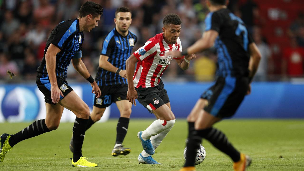 Donyell Malen stond weer in de spits bij PSV. (Foto: VI Images)