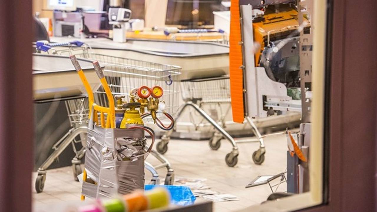 De pinautomaat werd opgeblazen (archieffoto: Sem van Rijssel/SQ Vision).