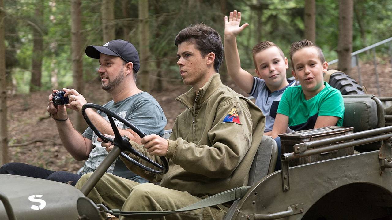 Meerijden in historische voertuigen tijdens het Santa Fe Event. (Foto: Albert Hendriks)
