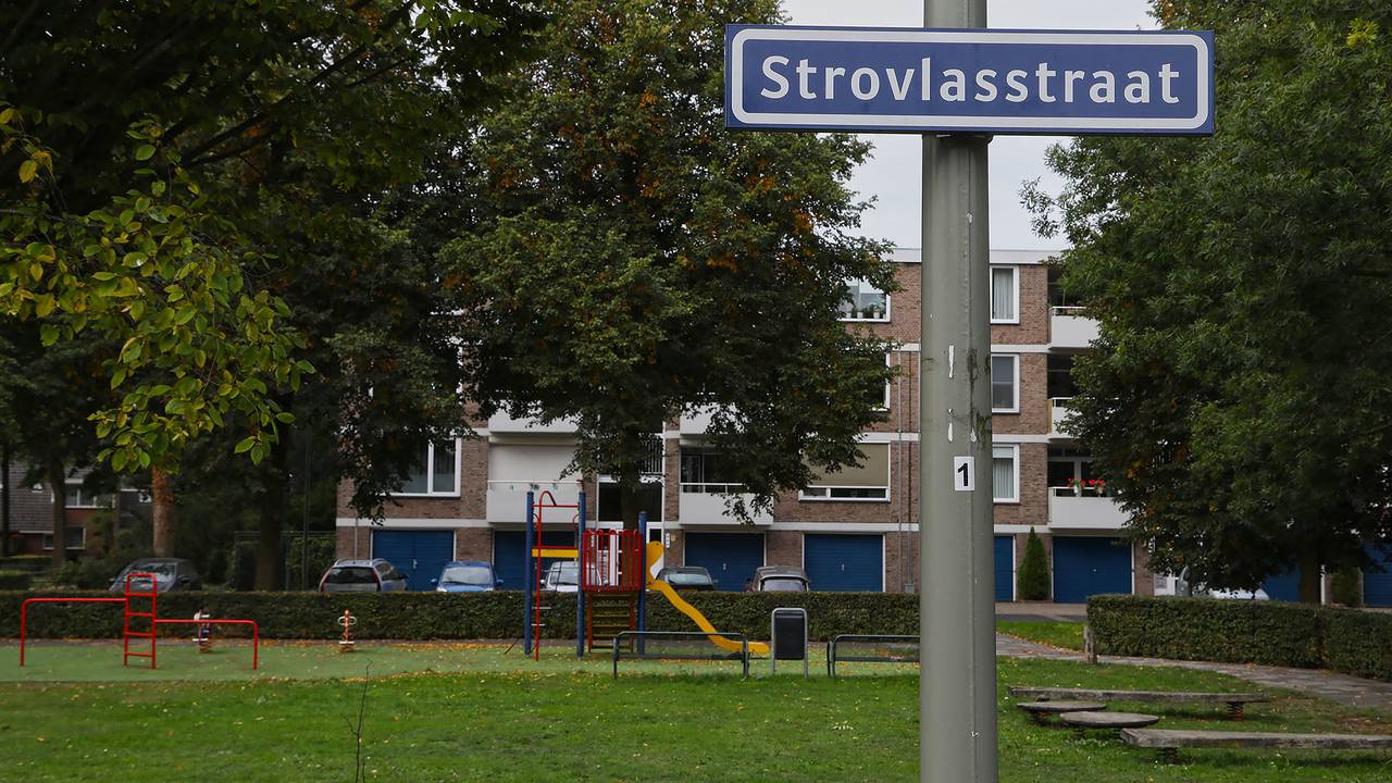 De peuter liep in zijn pyjama op straat (foto: Gabor Heeres/SQ Vision)