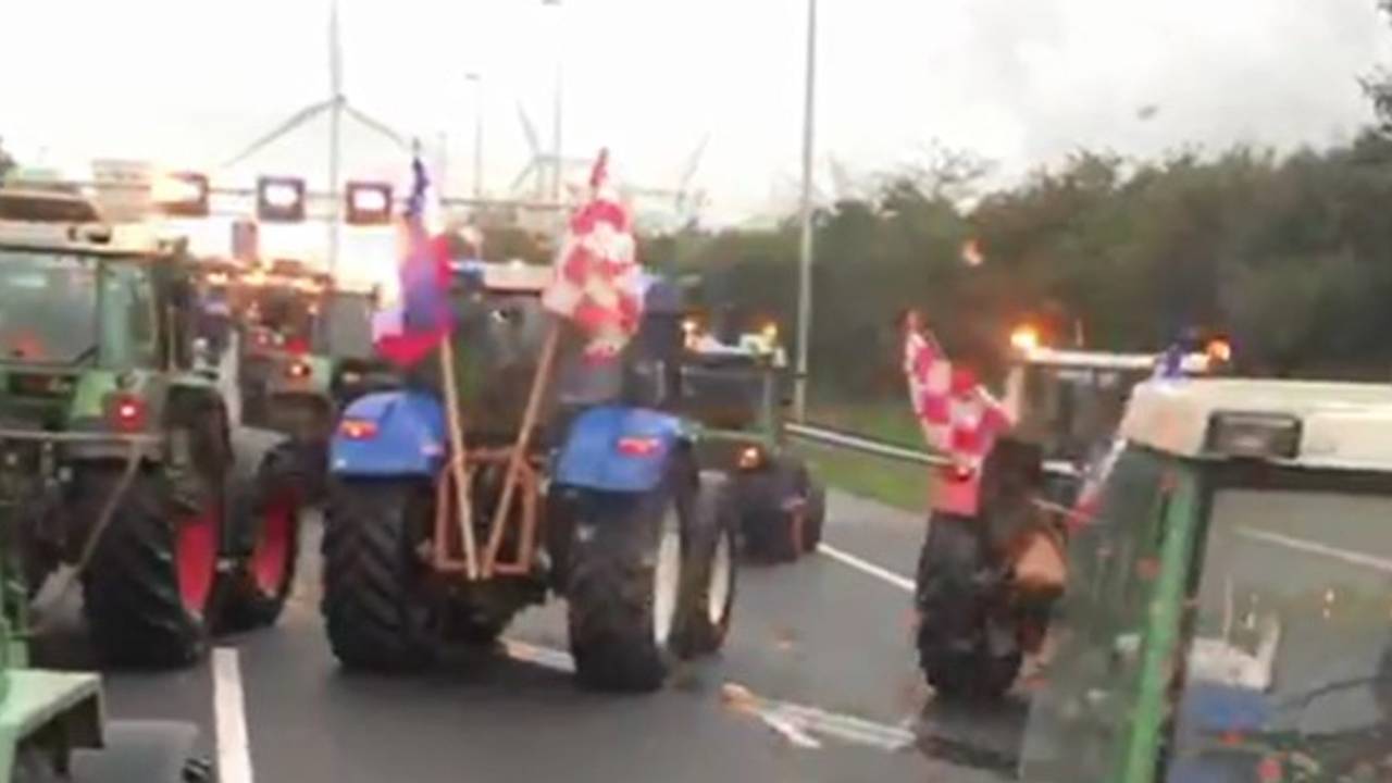 Snollebollekes: 'Snelweg is tot nu toe wel de meest gekke plek van 'Links, rechts'.