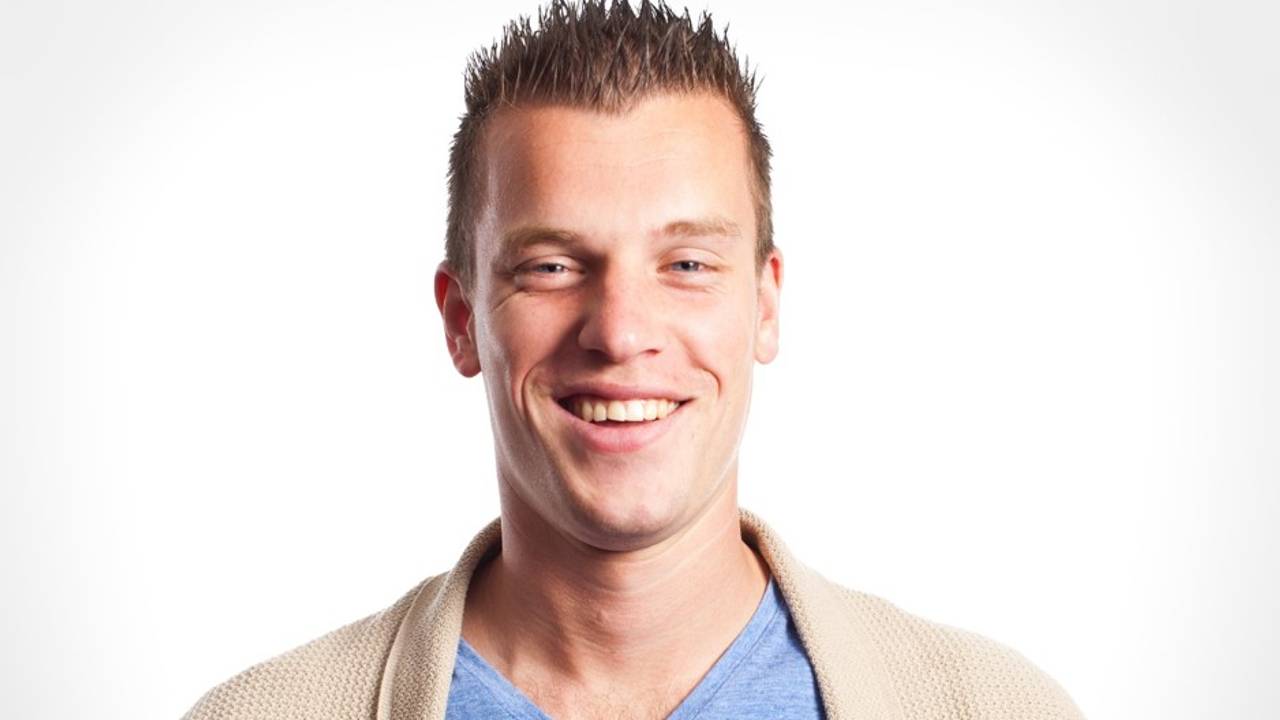 'Praat rustig, neem de tijd en vul geen zinnen aan', zijn tips van stotteraar Yori.