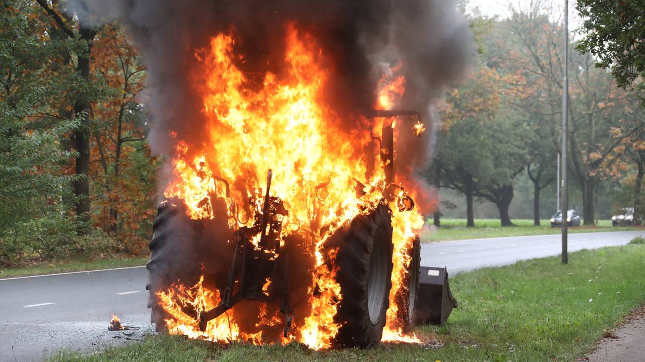 Het voertuig raakte zwaar beschadigd (foto: Gabor Heres/SQ Vision Mediaprodukties).