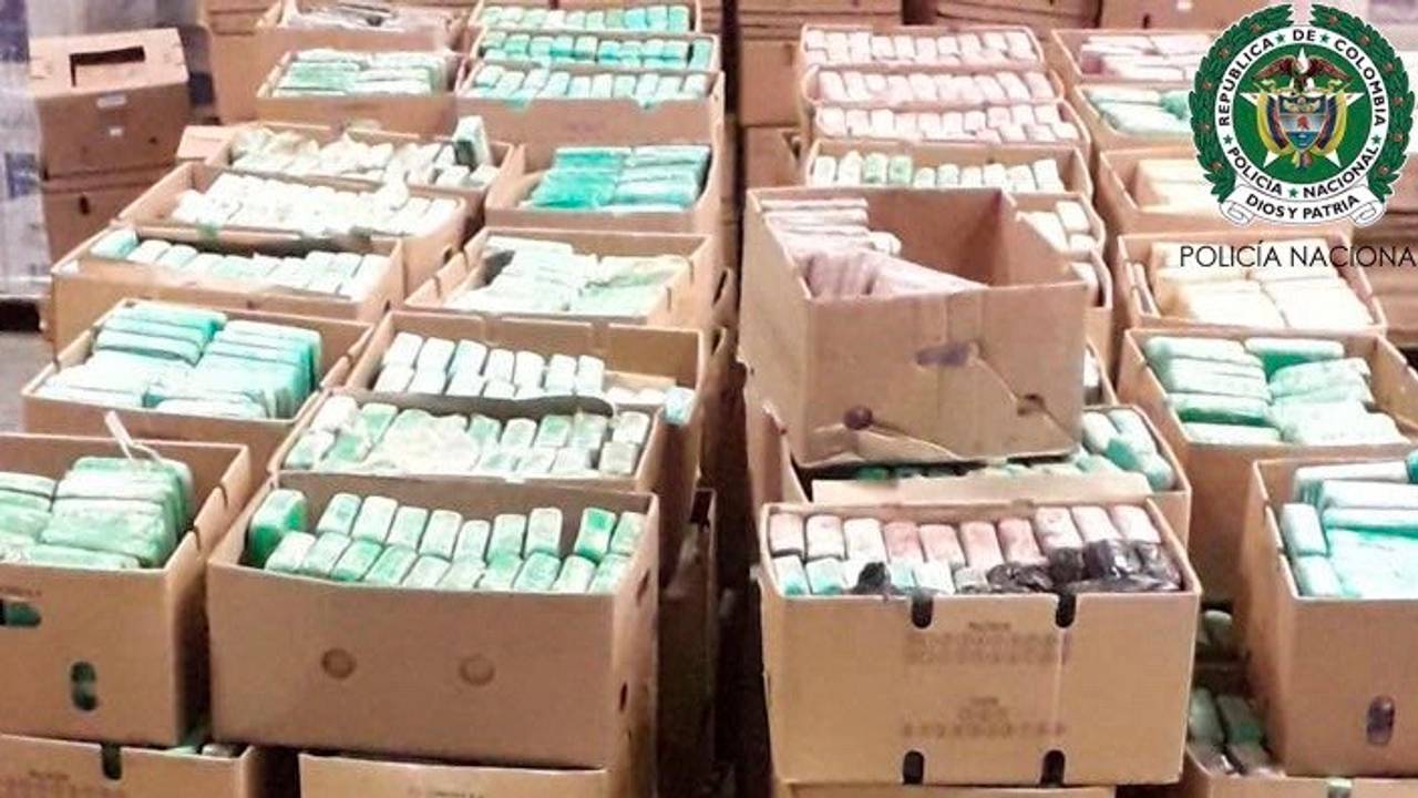 De foto die Colombiaanse politie verspreidde van de coke in 2018.