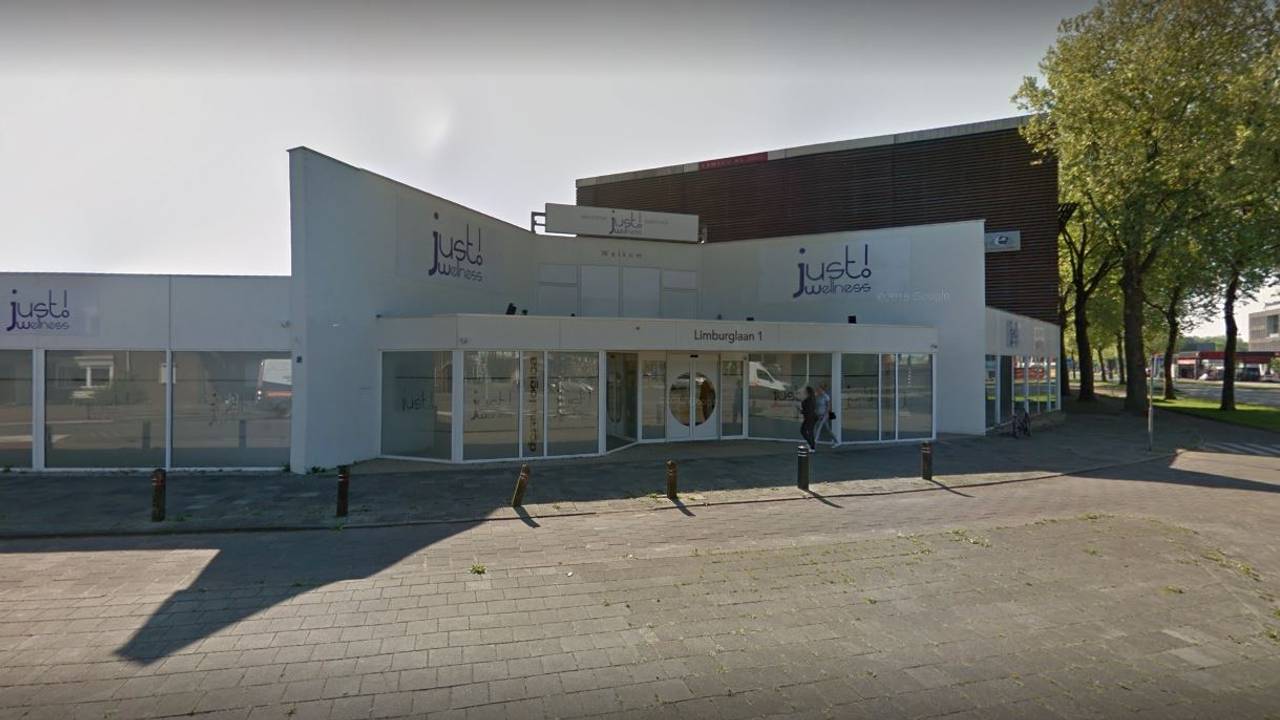 Het pand van Just Wellness aan de Limburglaan in Eindhoven. (Foto: Google Streetview)